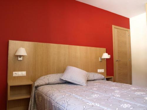 Aparthotel Pena Telera Resort El Pueyo de Jaca Room photo